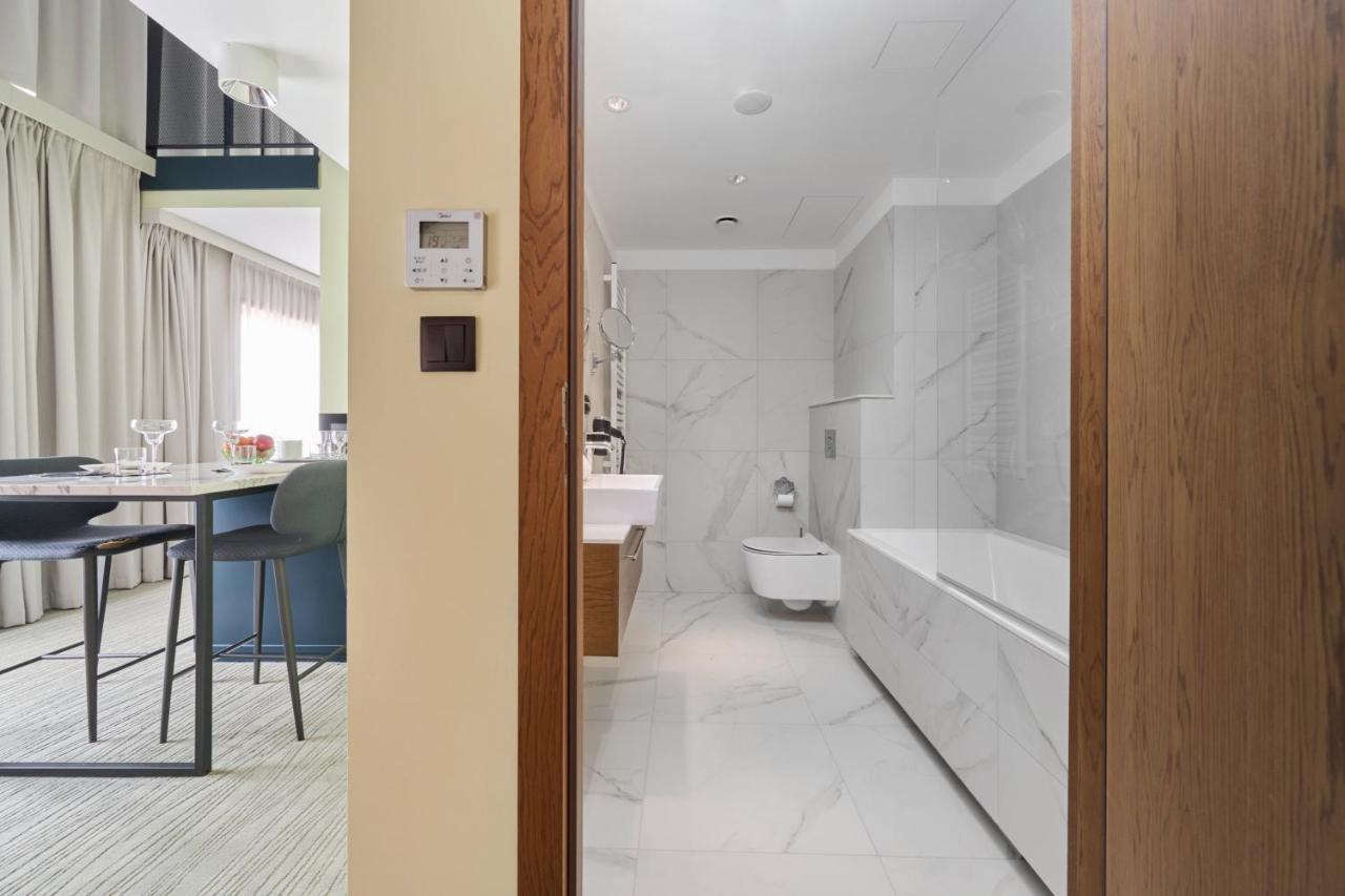Gwarna Aparthotel City Center Wroclaw By Noclegi Renters エクステリア 写真